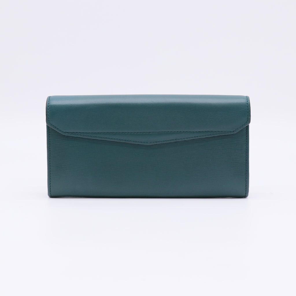 Fendi 2Jours Continental Flap Wallet W22288