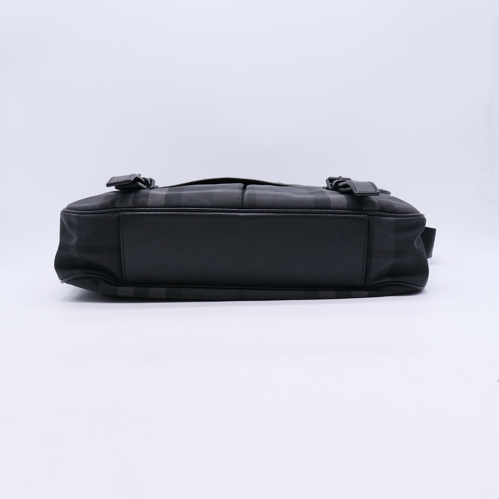Smoke Check Messenger Bag B20463