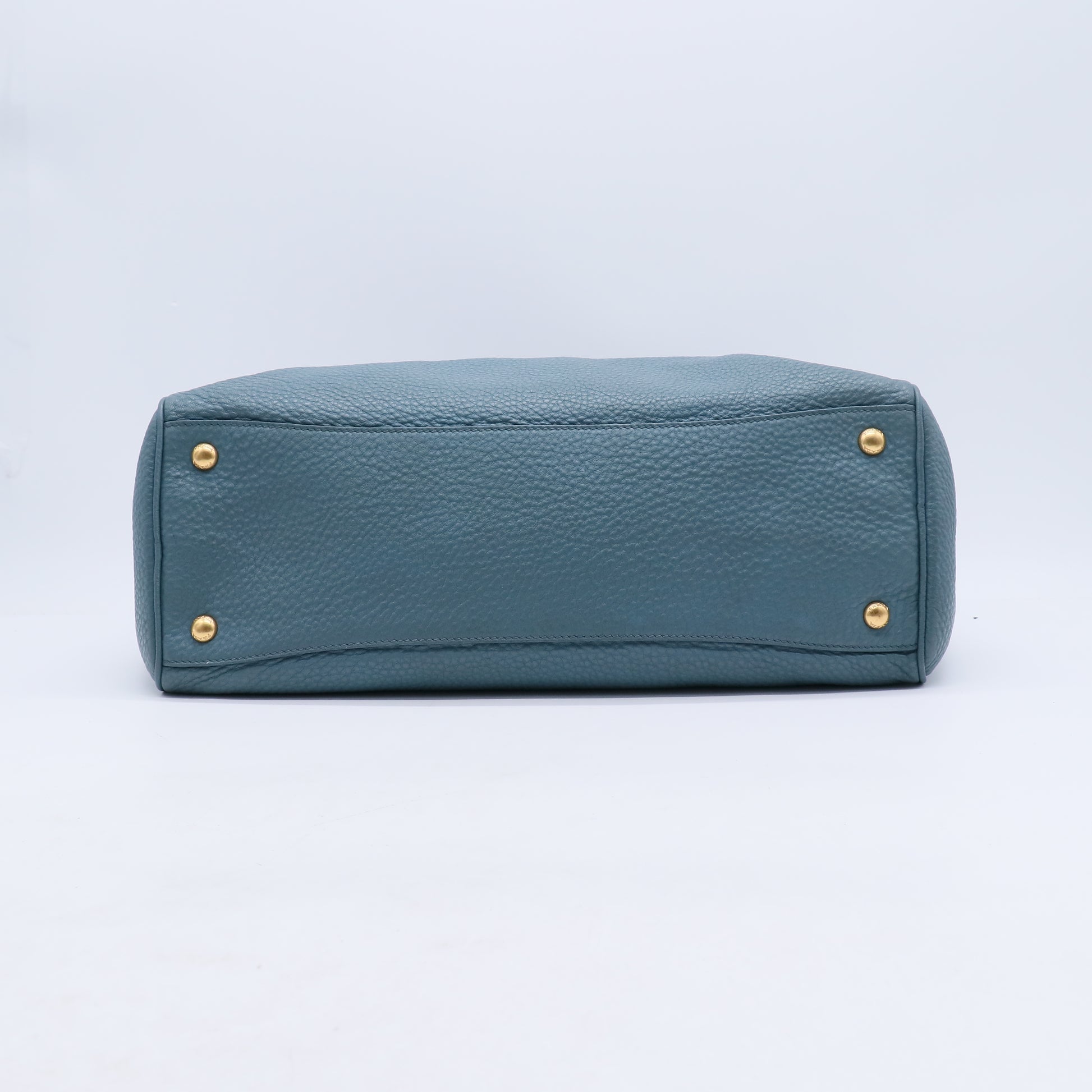 Vitello Daino Shopping Tote Marine B21478