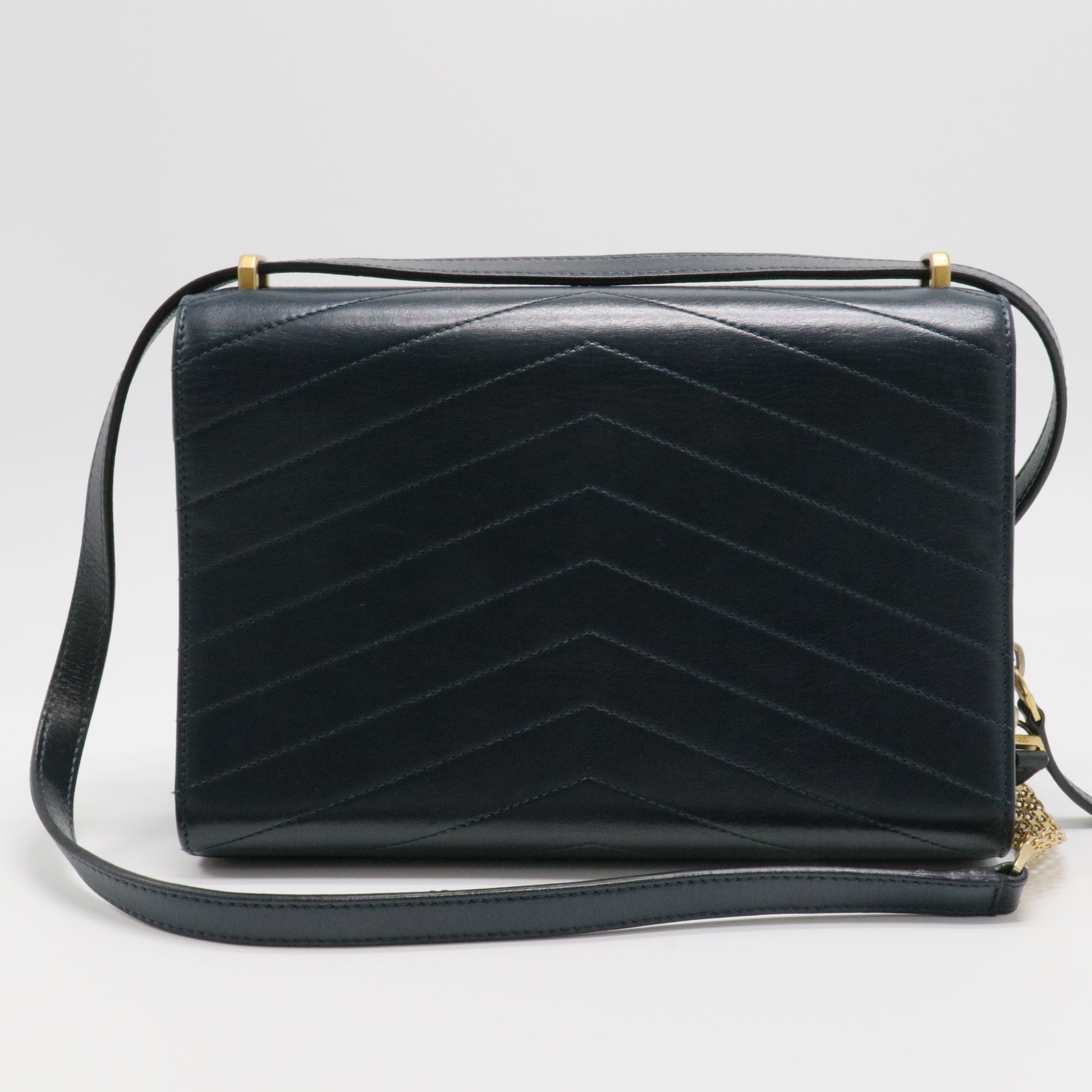 Calfskin Chevron Quilted Medal Flap Black