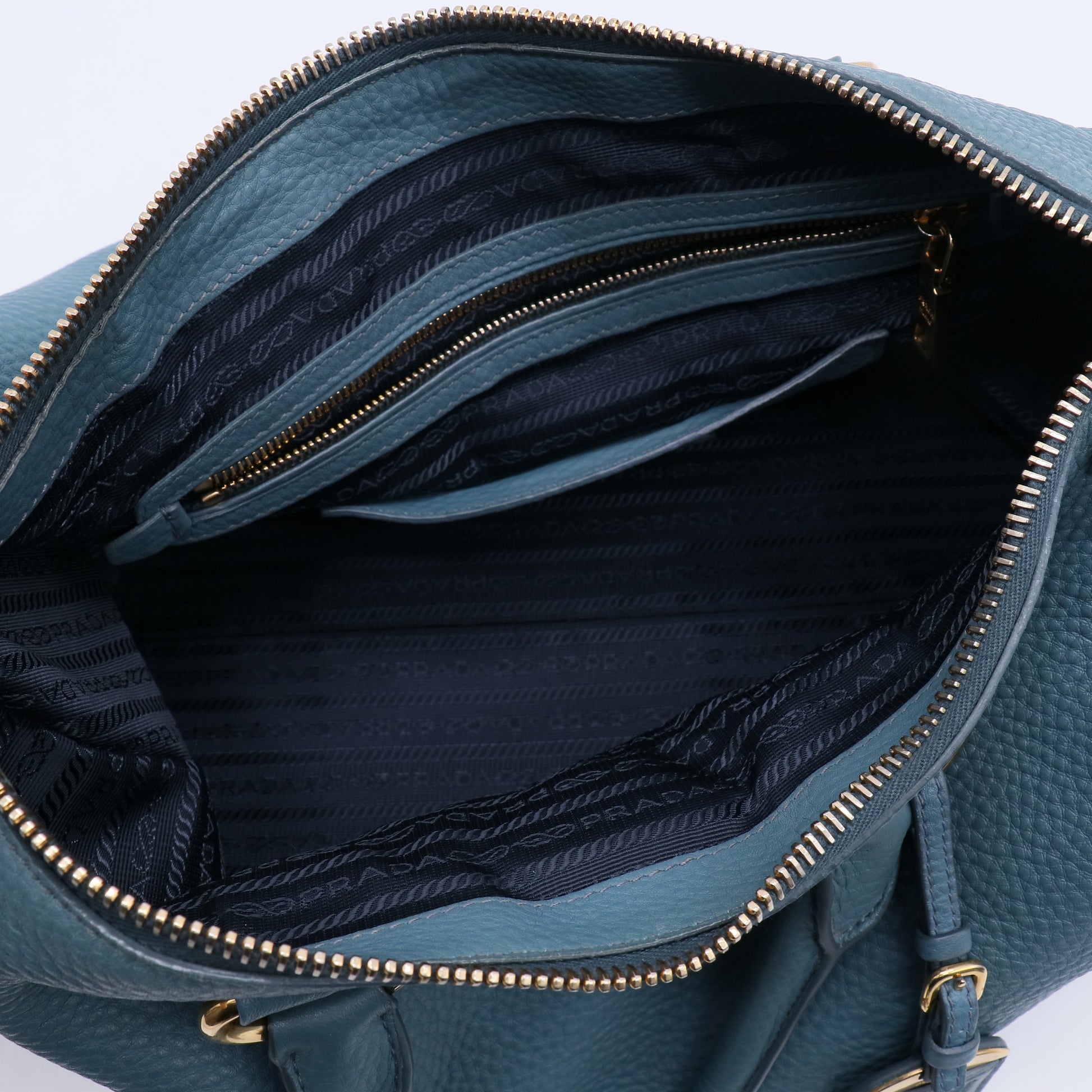 Vitello Daino Shopping Tote Marine B21478