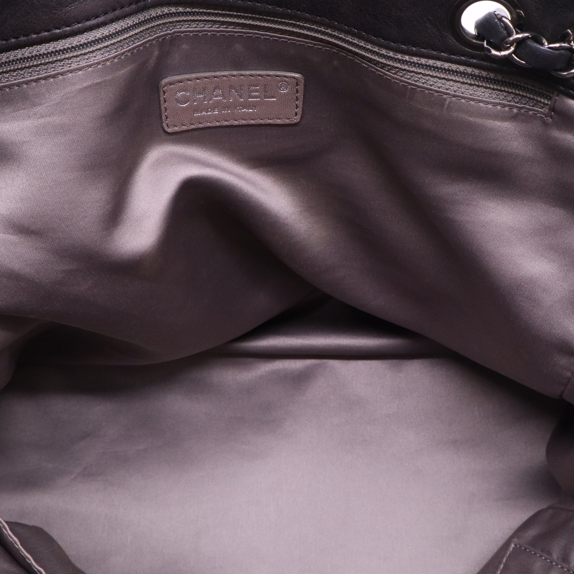 ChanelLarge Bubble Quilt Tote