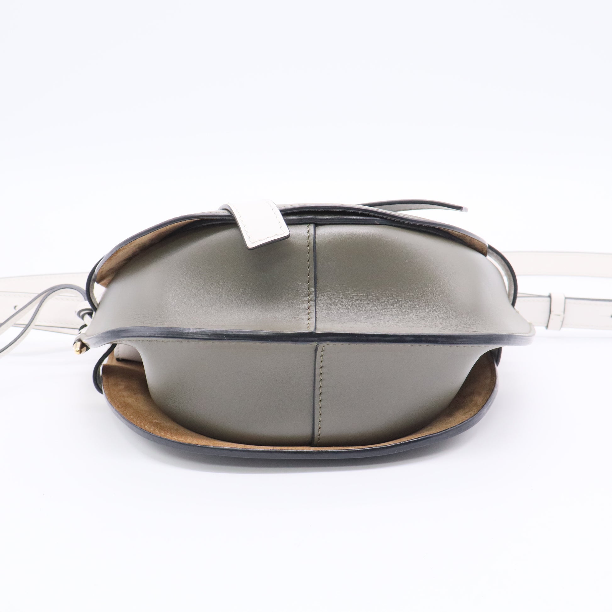 Gate Shoulder Bag Leather Small  B20953