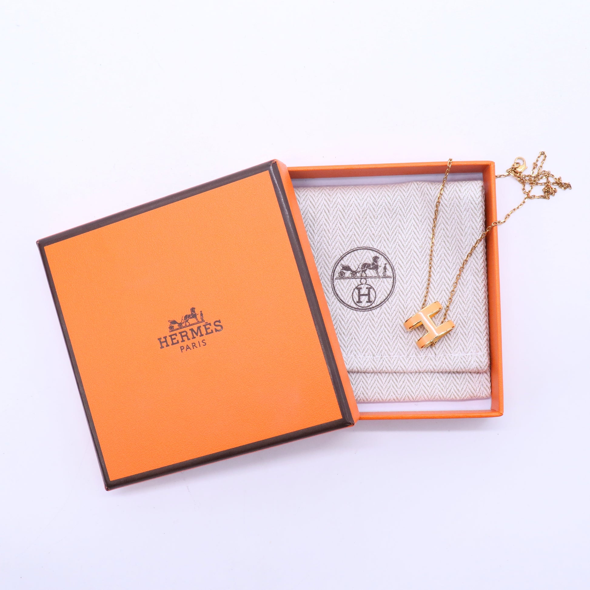 Pop H Pendant Necklace (Mini Size)