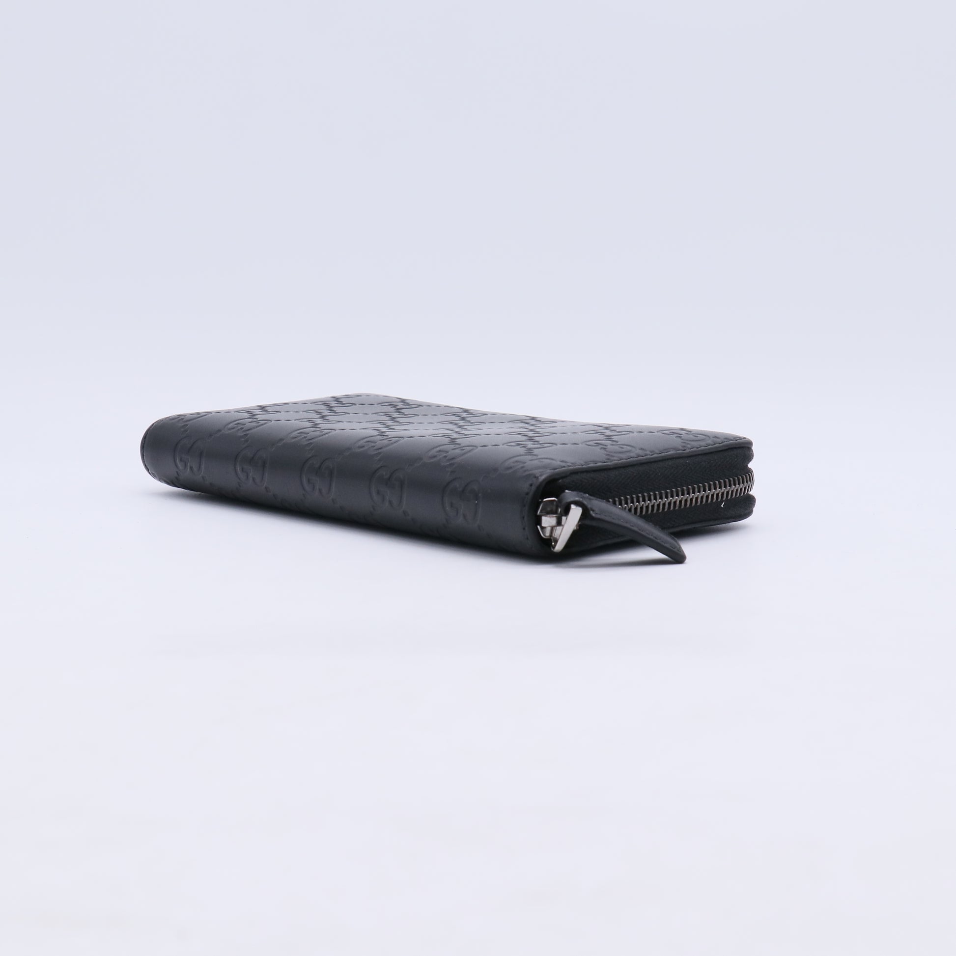 Gucci Signature Leather Zip Around Wallet W21220