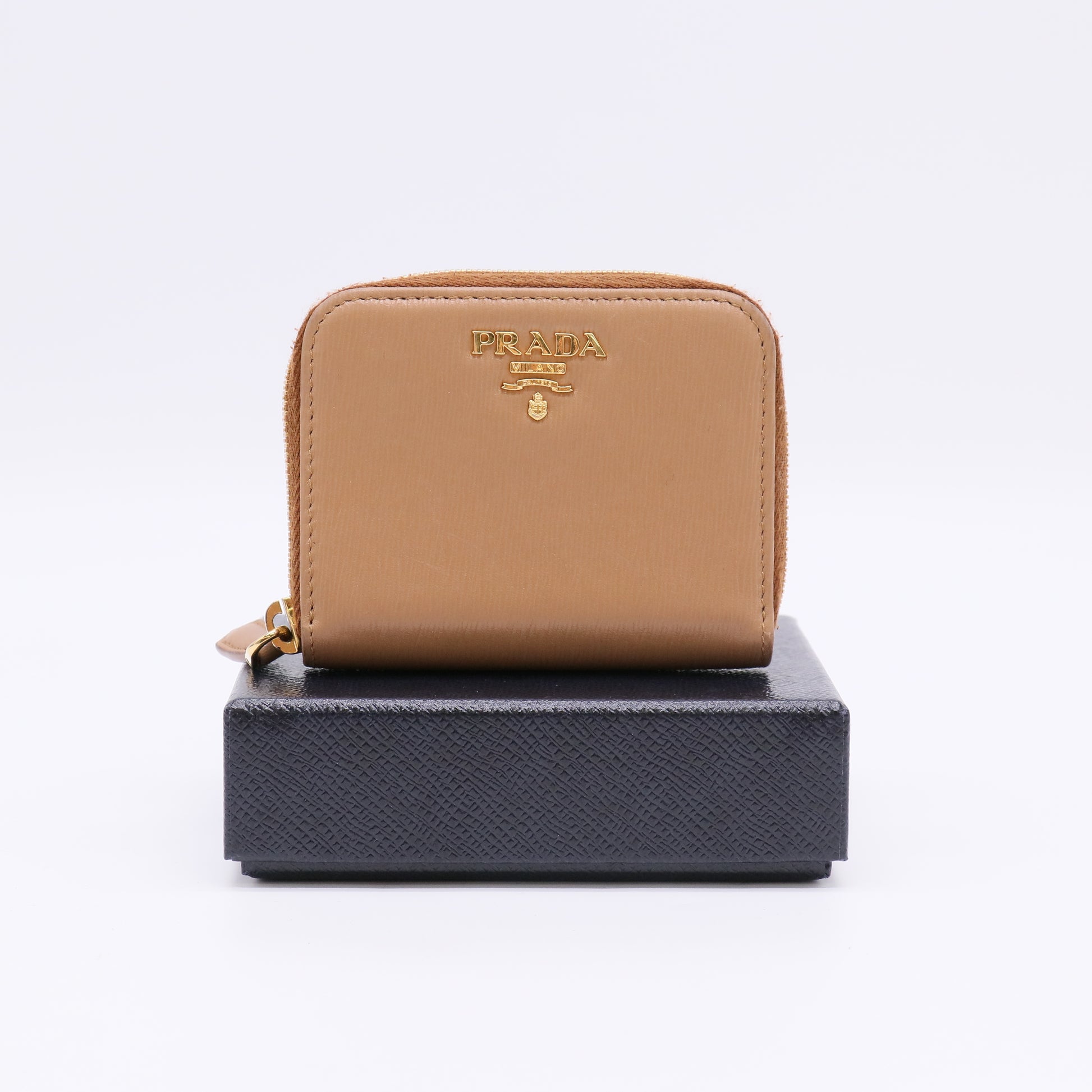 Prada Vitello Move Leather Zip Around Coin Purse W22411