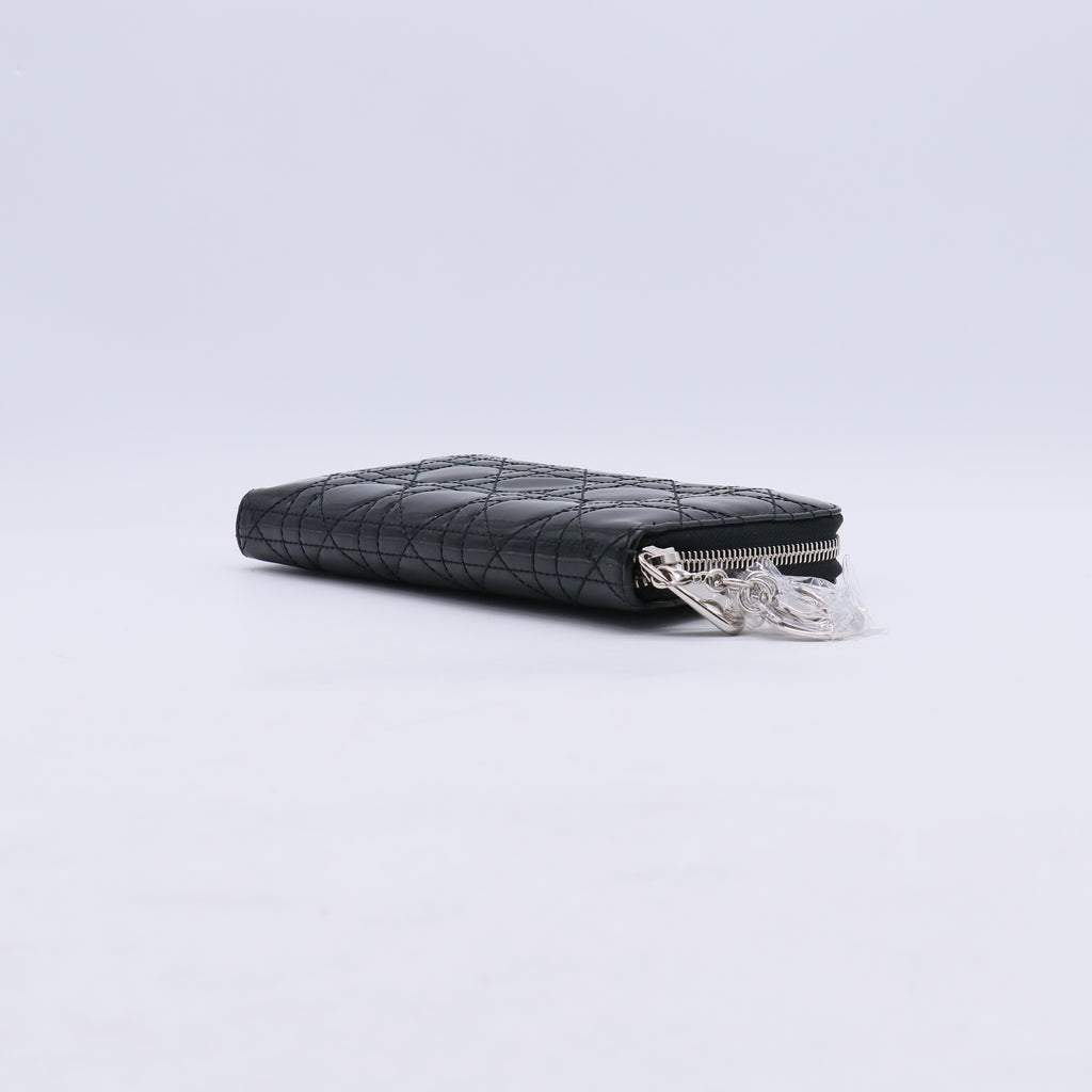 Lady Dior Voyageur Wallet in Black Cannage Patent Calfskin W21043