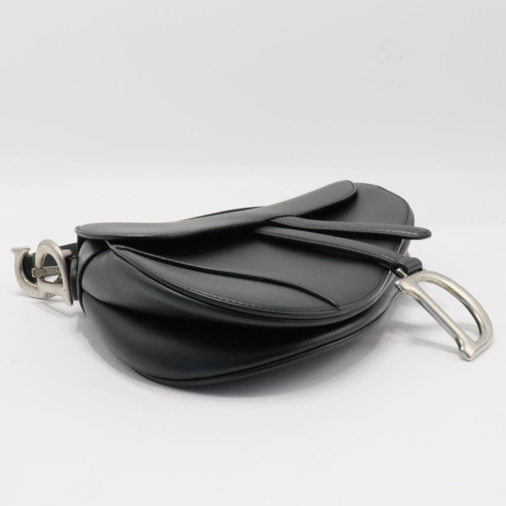Ultra Matte Saddle Handbag Leather Medium