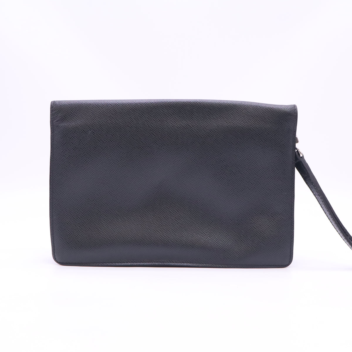 Louis Vuitton Taiga Belaia Clutch W23539