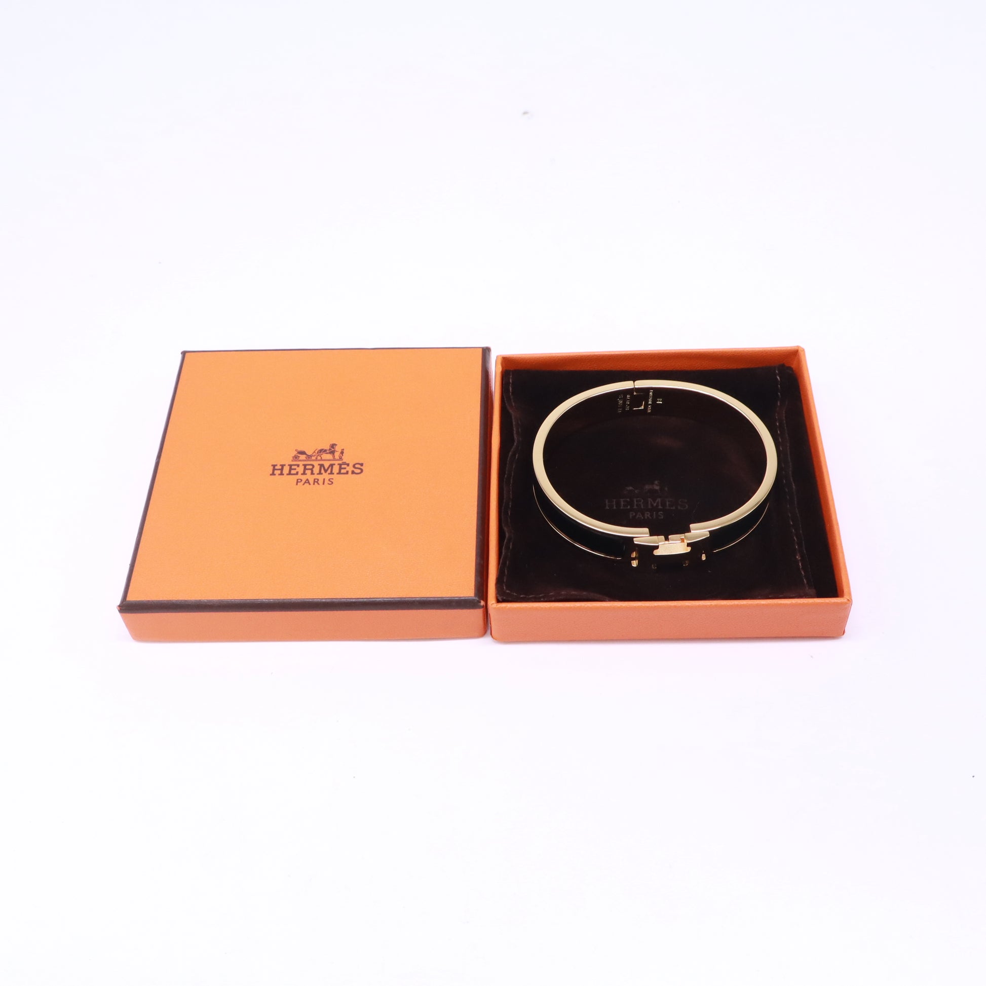 Black Enamel Gold Plated Clic H GM Narrow Bracelet W22843
