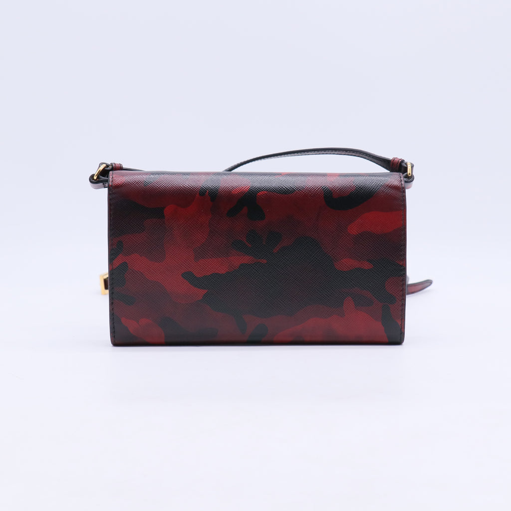 Envelope Wallet on Strap Saffiano Leather B21765