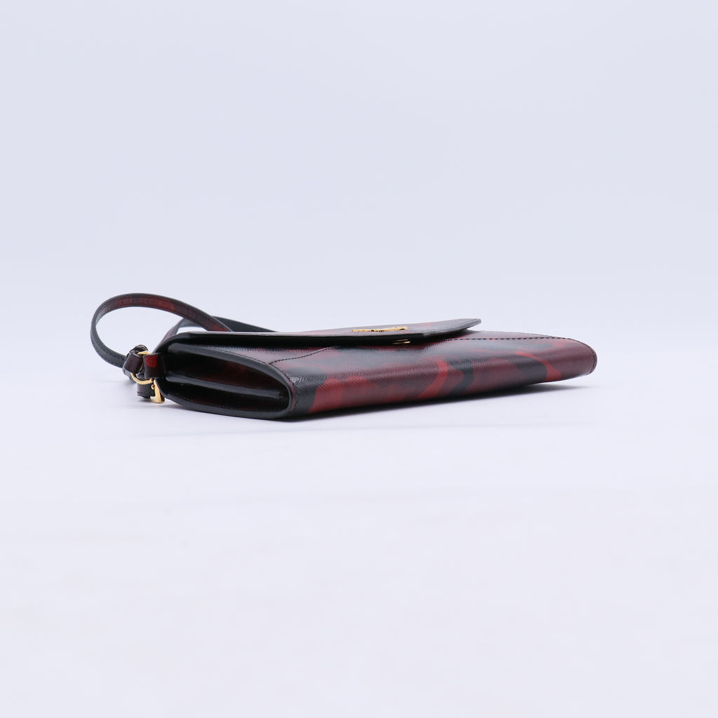 Envelope Wallet on Strap Saffiano Leather B21765