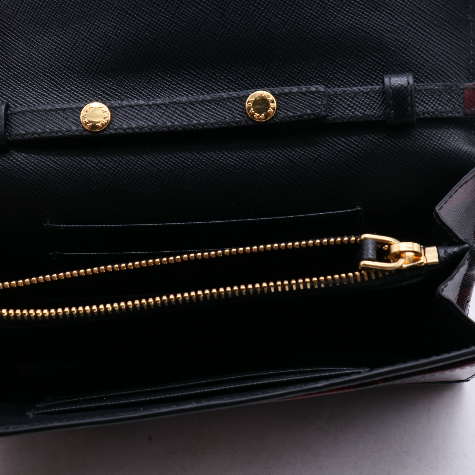Envelope Wallet on Strap Saffiano Leather B21765