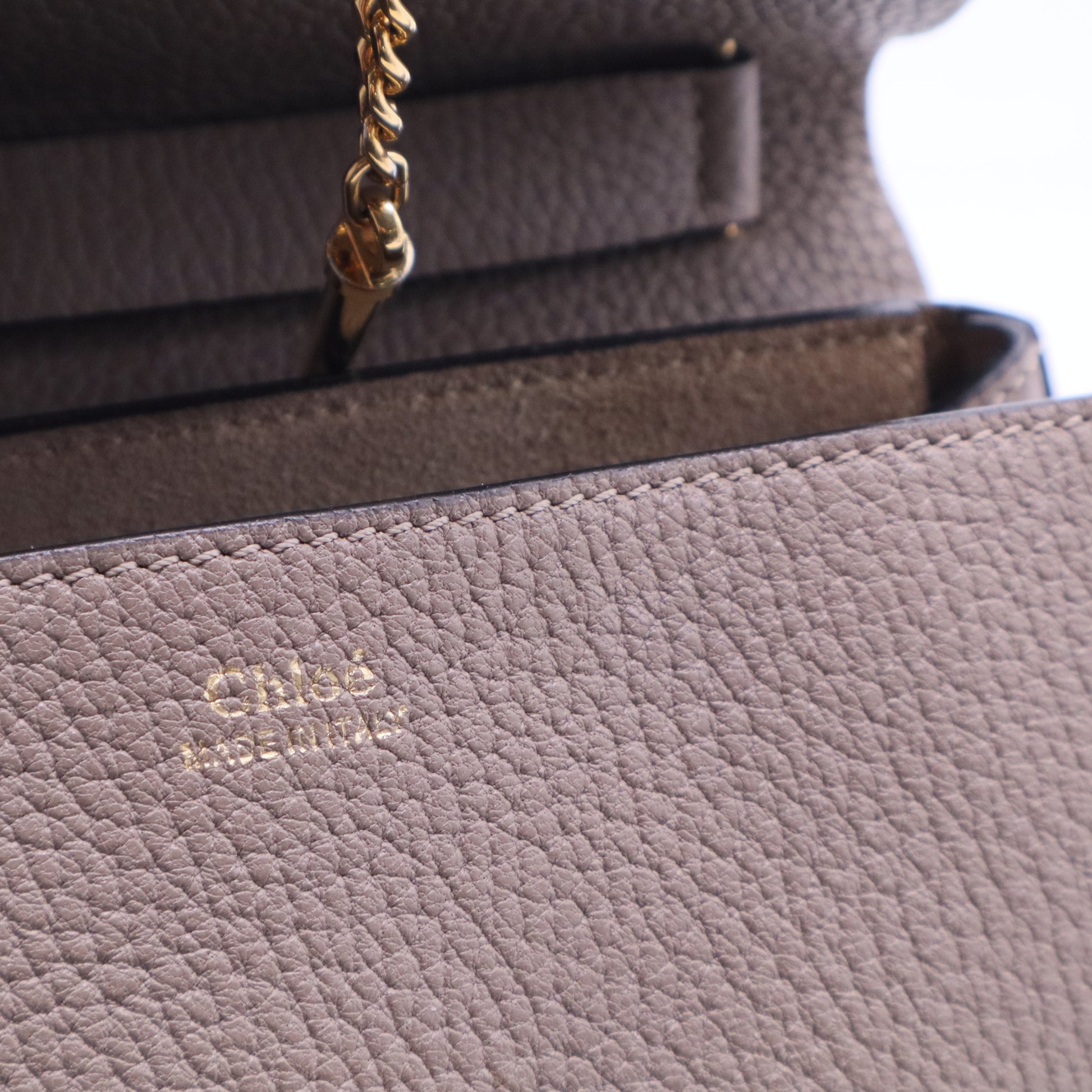 Grained Lambskin Drew Shoulder Bag Motty Grey B12320