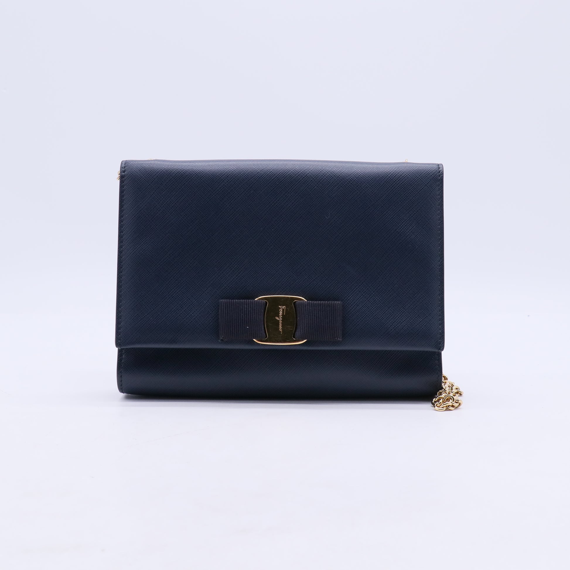 Vara Bow Shoulder Bag B21870