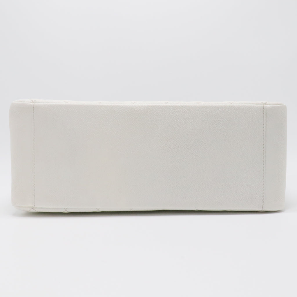 Caviar Quilted Grand Shopping Tote GST White