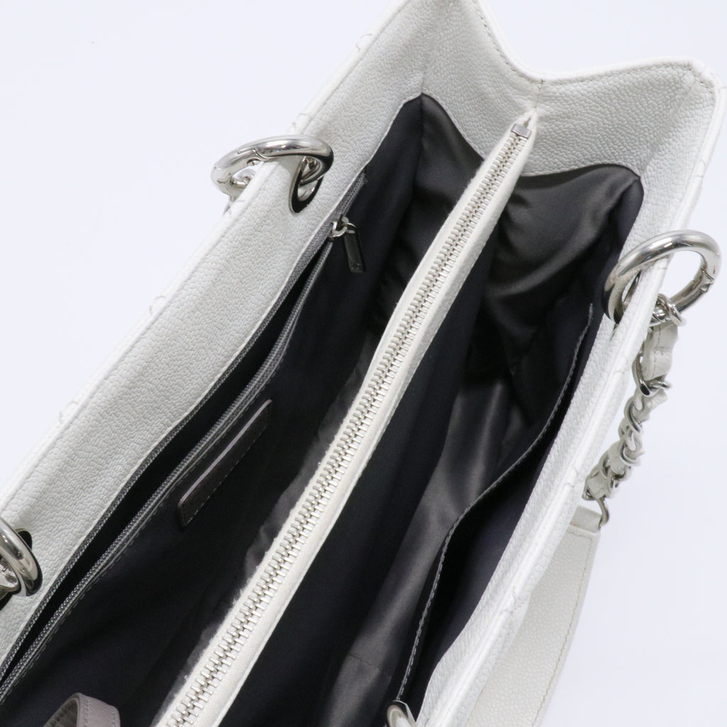 Caviar Quilted Grand Shopping Tote GST White