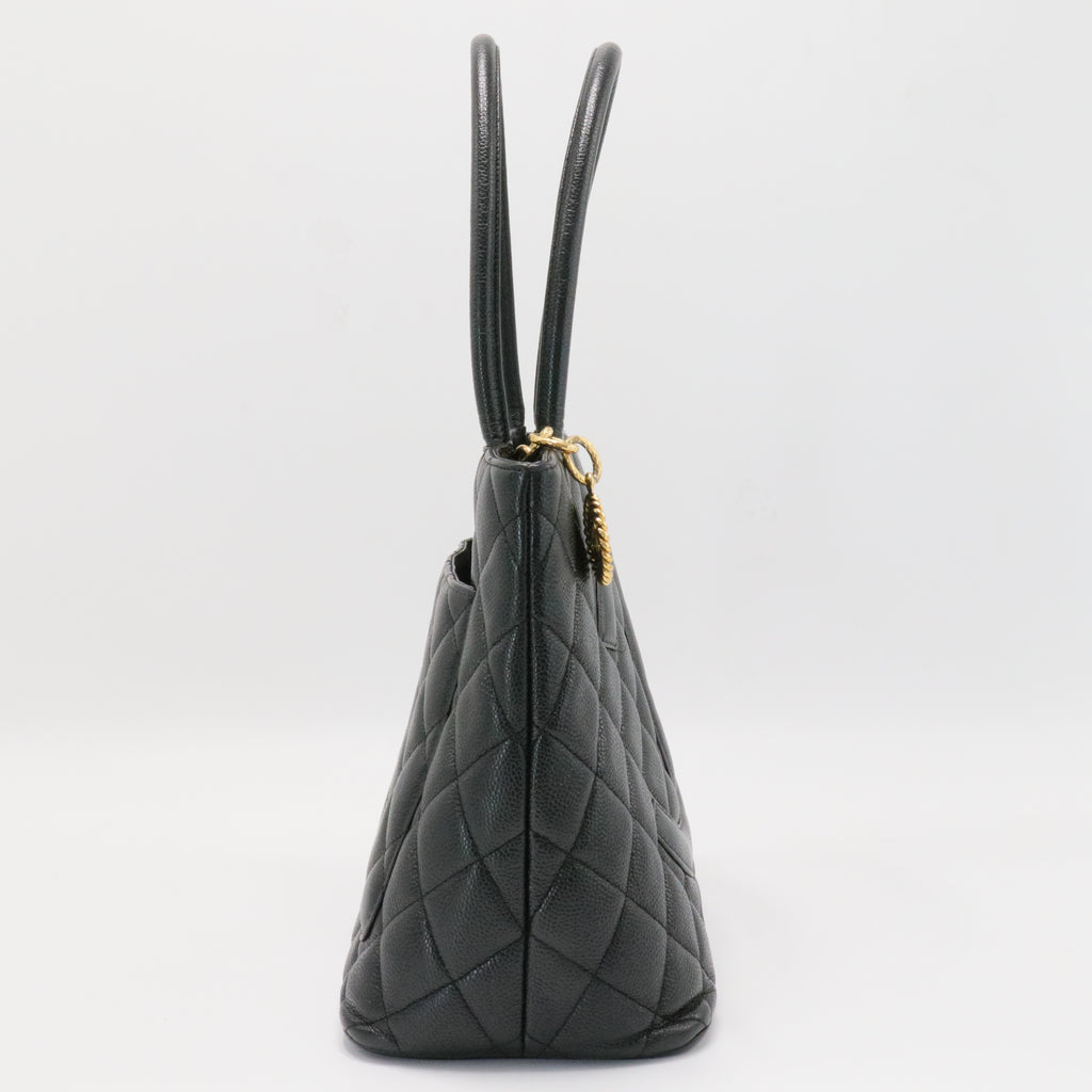 Medallion Tote Quilted Caviar