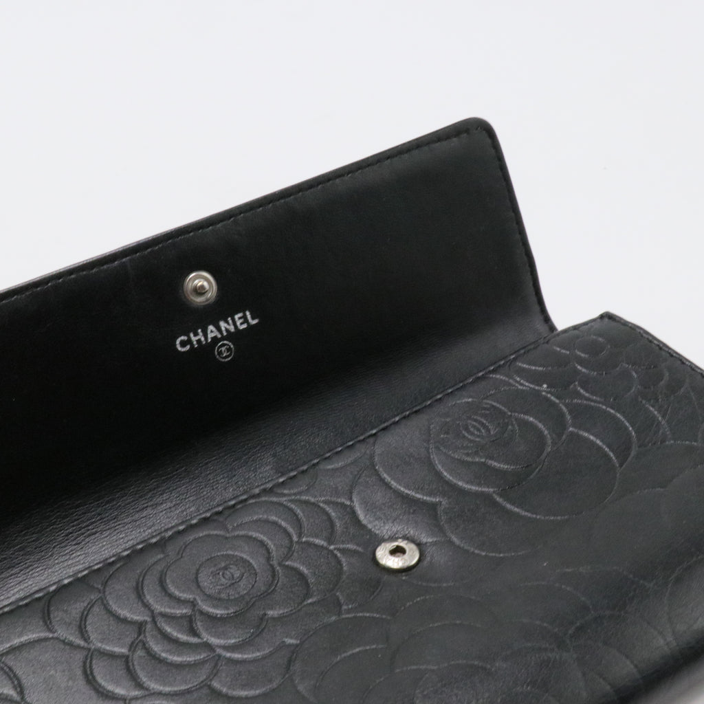 Lambskin Camellia Embossed Large Flap Wallet Black
