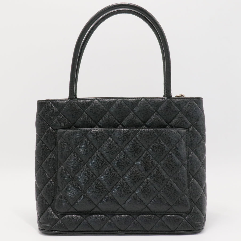 Medallion Tote Quilted Caviar