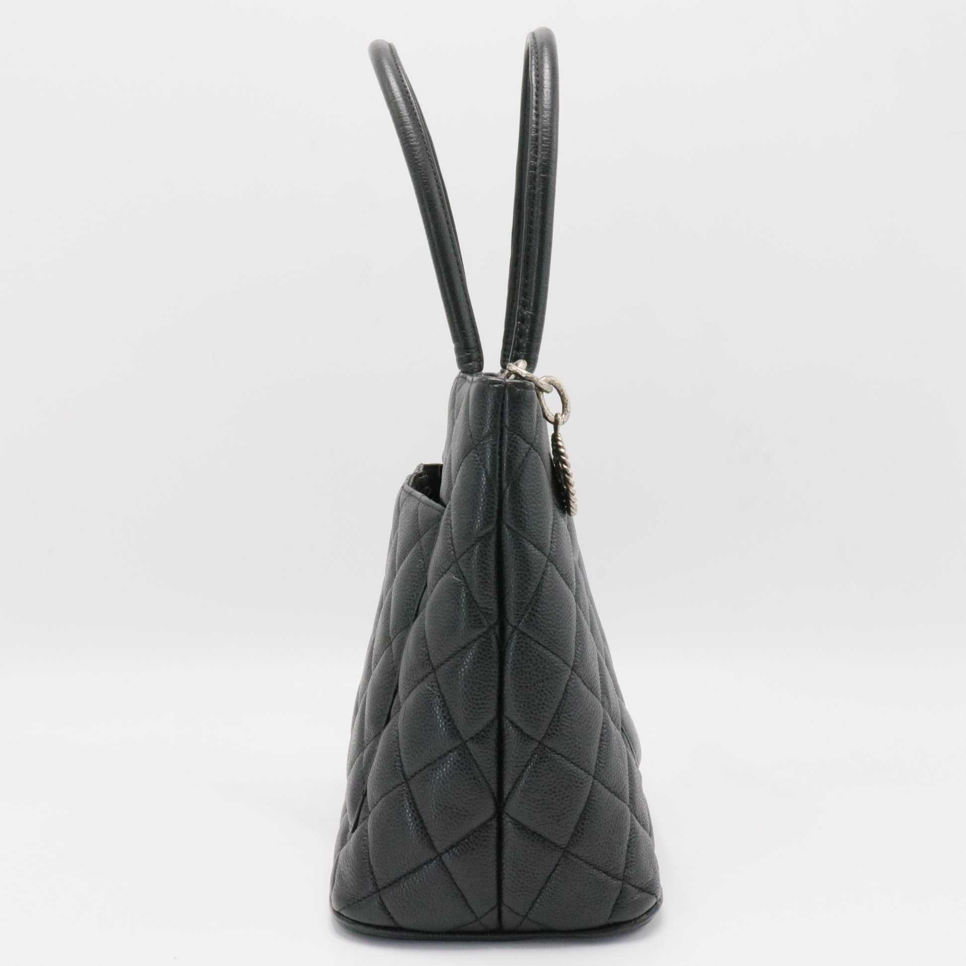 Medallion Tote Quilted Caviar