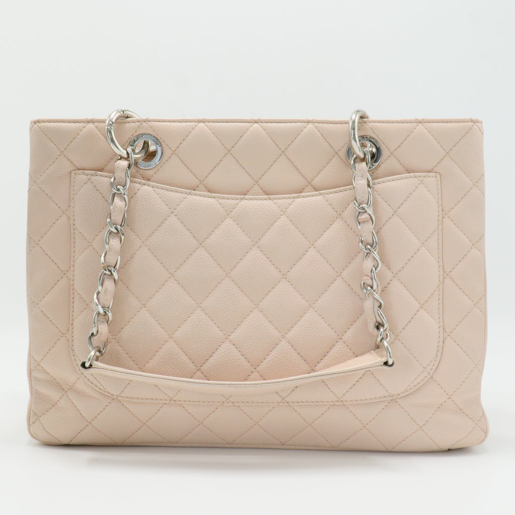 Grand Timeless Shopping Tote Quilted Caviar