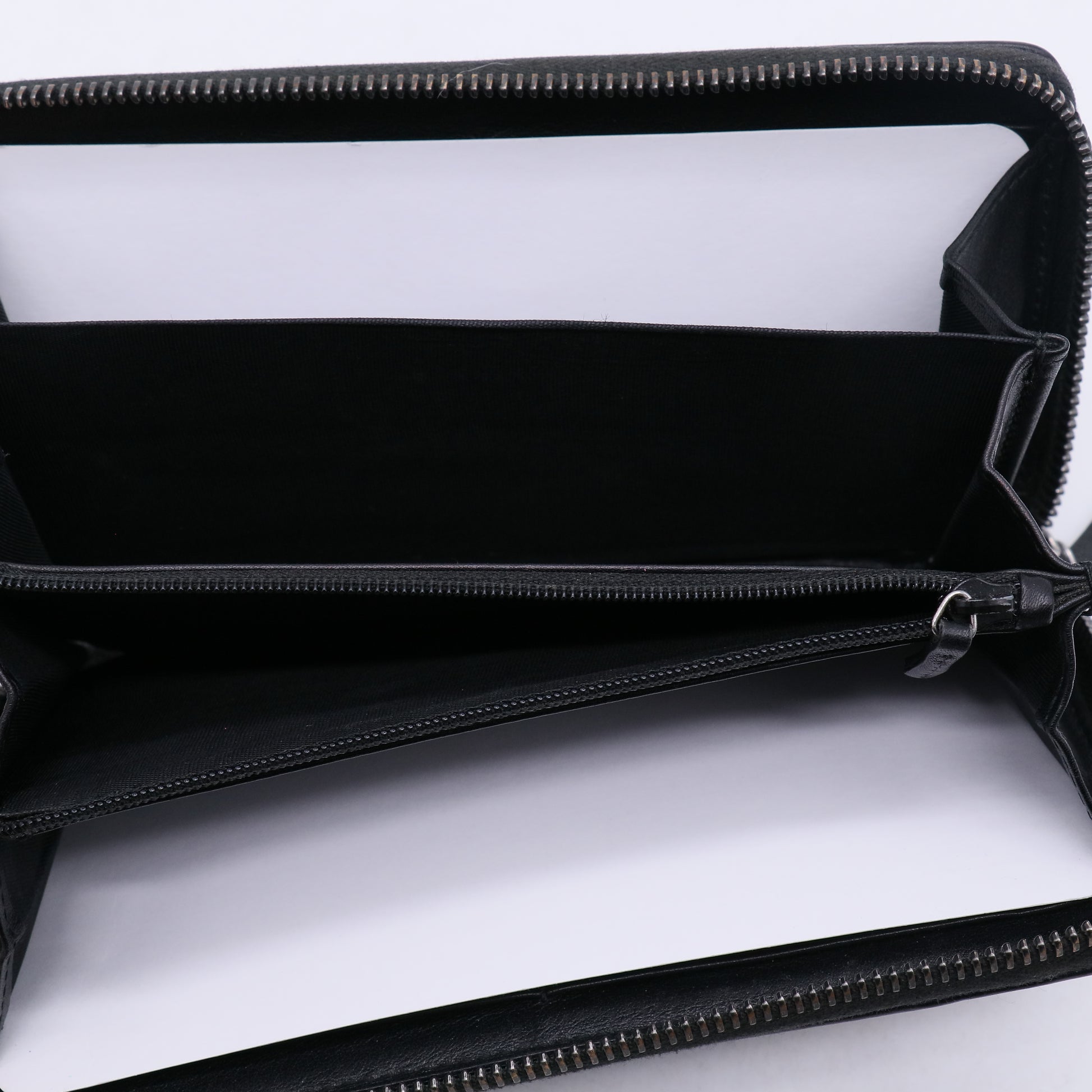 Gucci Guccissima Web Zip Around Wallet W21232
