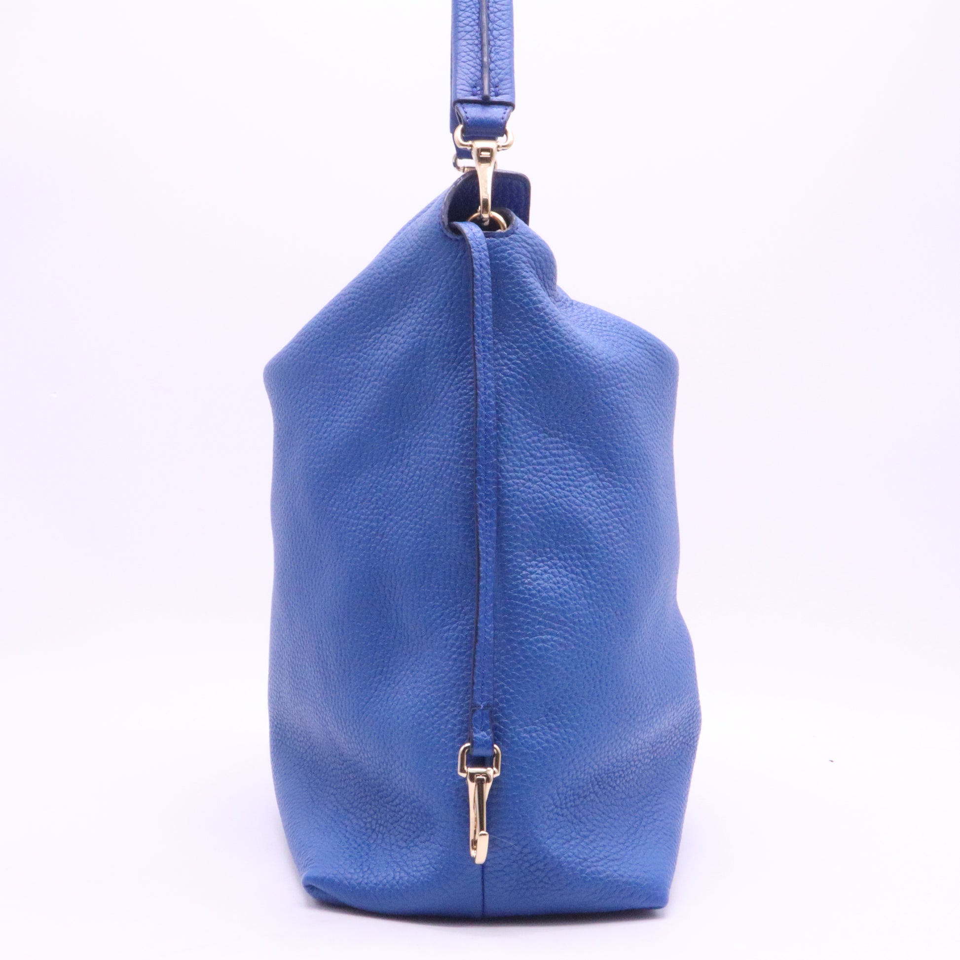 Cale Hobo Grainy Leather Medium Twins B21593