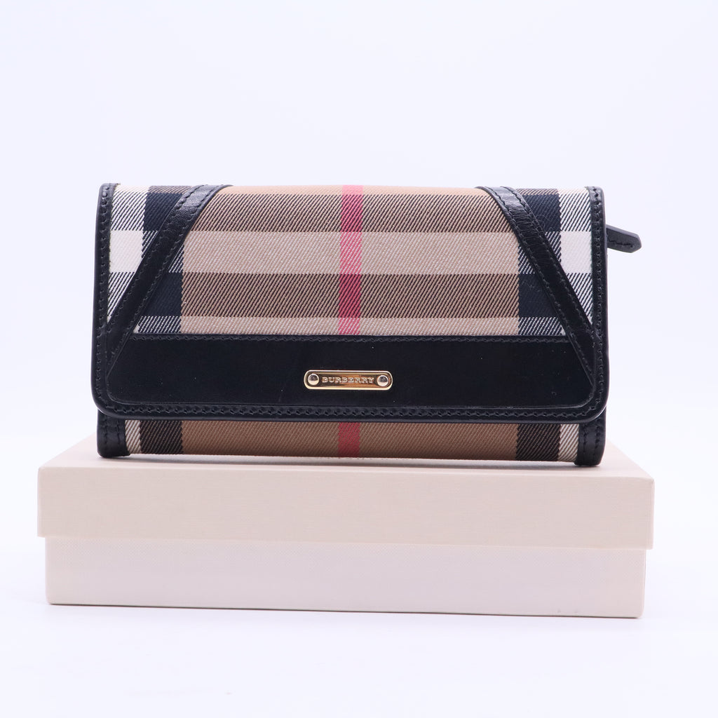 Black House Check Fabric Leighton Continental Wallet W20229