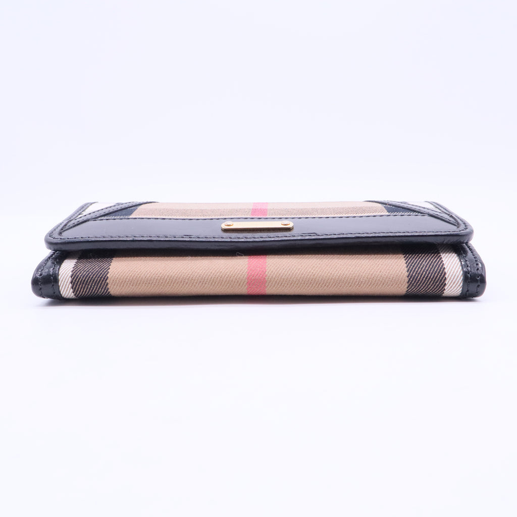 Black House Check Fabric Leighton Continental Wallet W20229