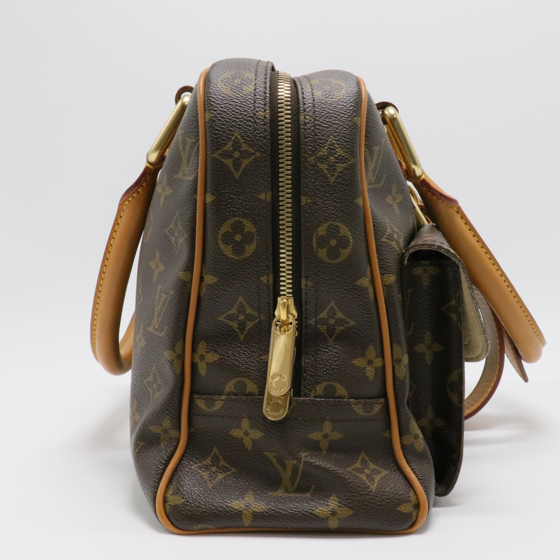 Vintage Monogram Manhattan GM