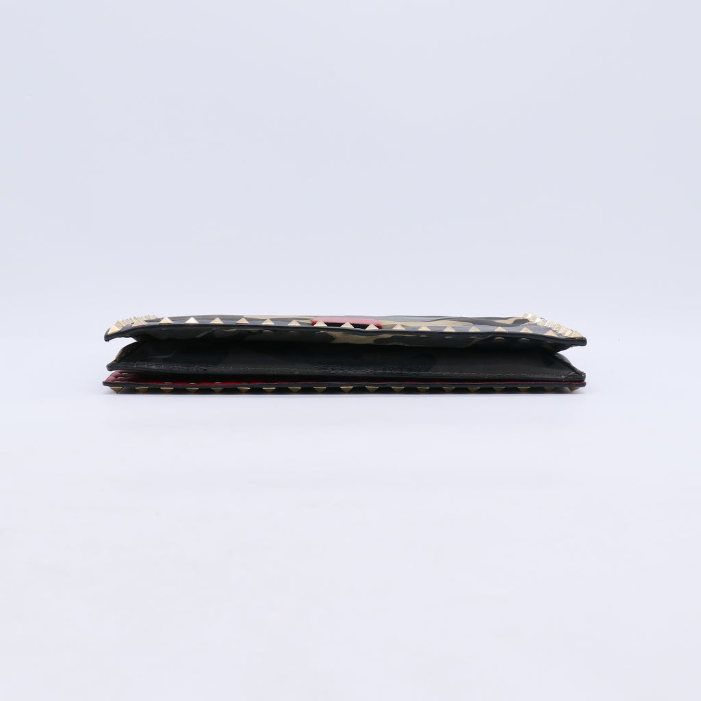 Valentino Garavani Rockstud Camouflage Flap Clutch W21088