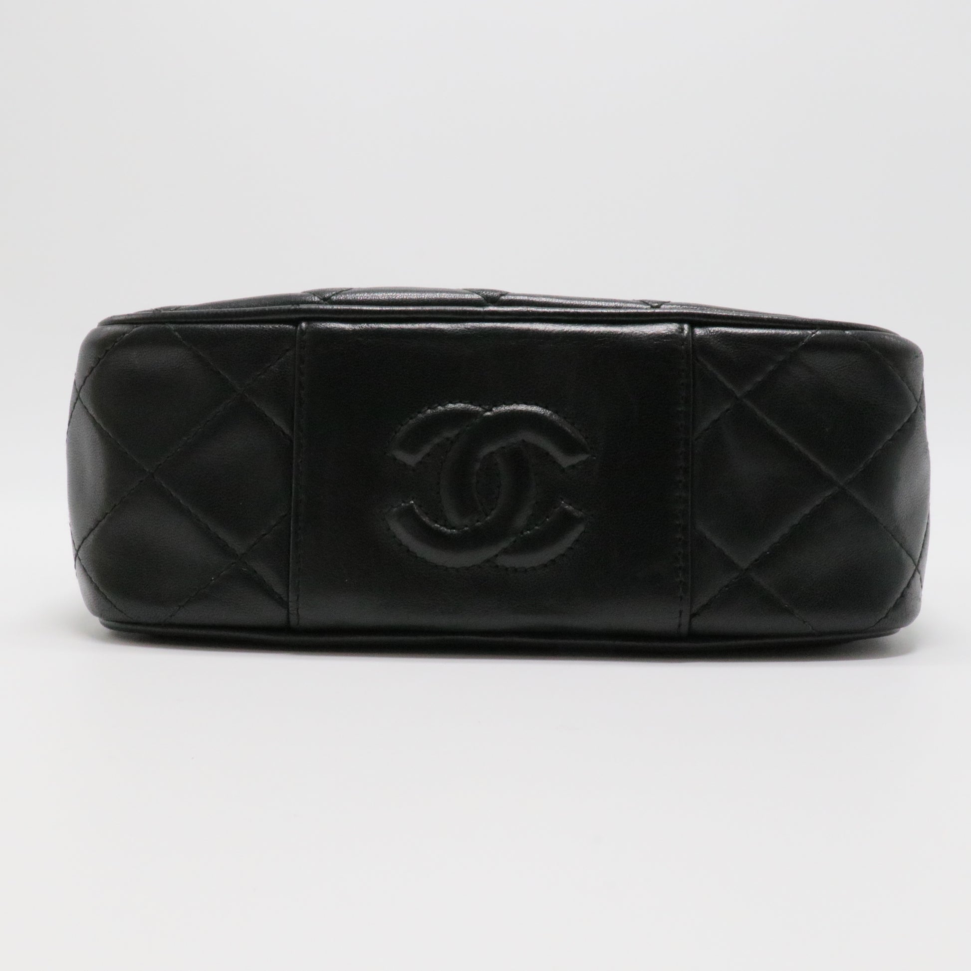 1992 CC diamond-quilted shoulder bag