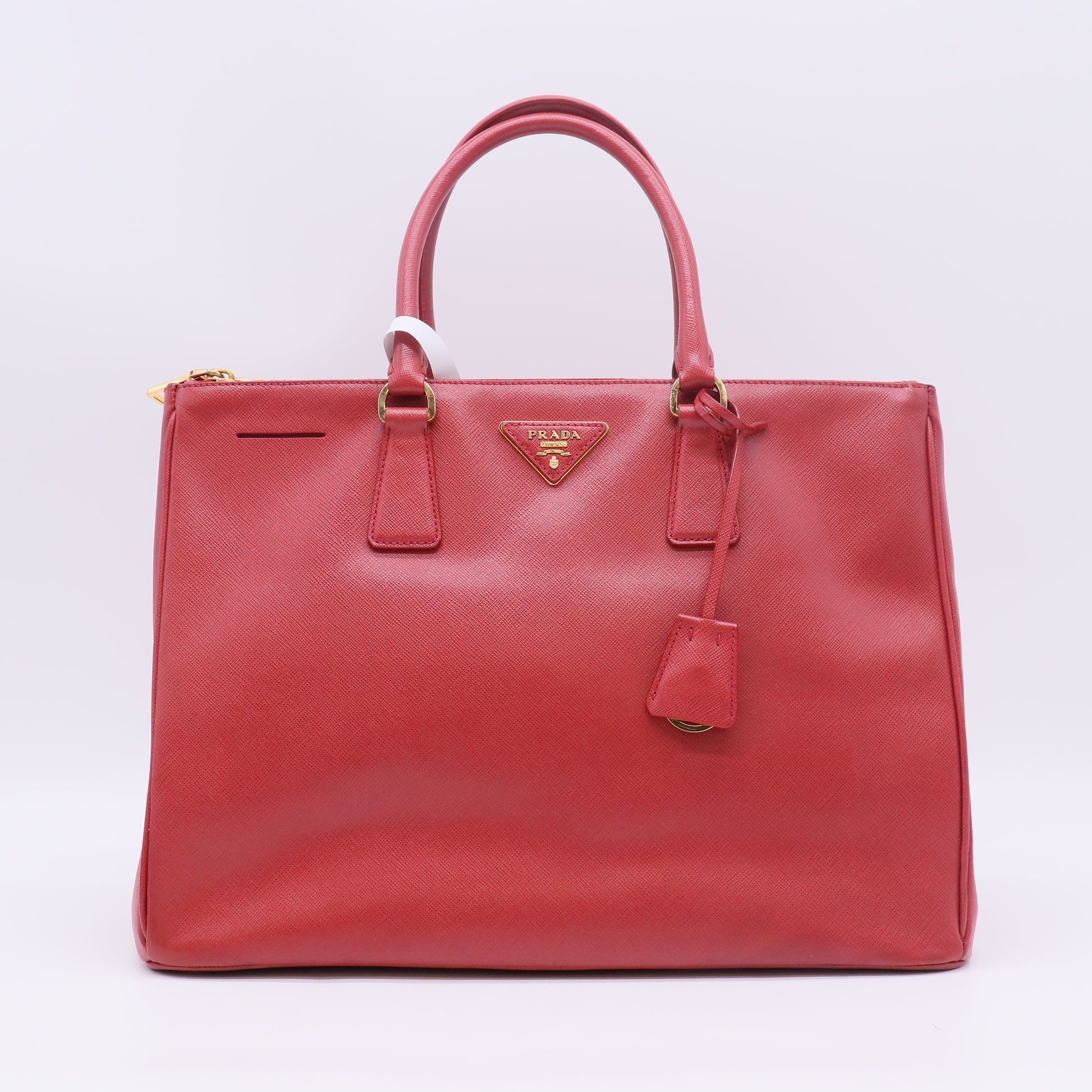 Saffiano Leather Galleria Double Zip Medium B23194