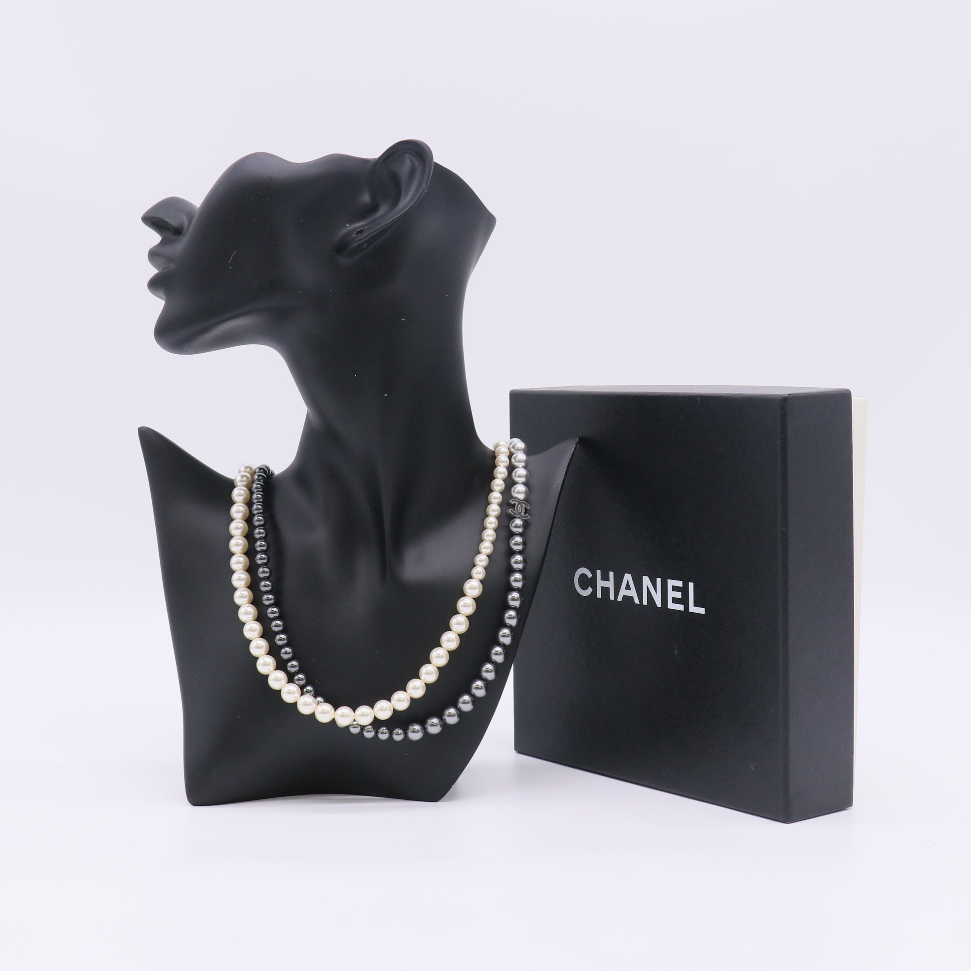Chanel Camellia CC Imitation Station Necklace W22954
