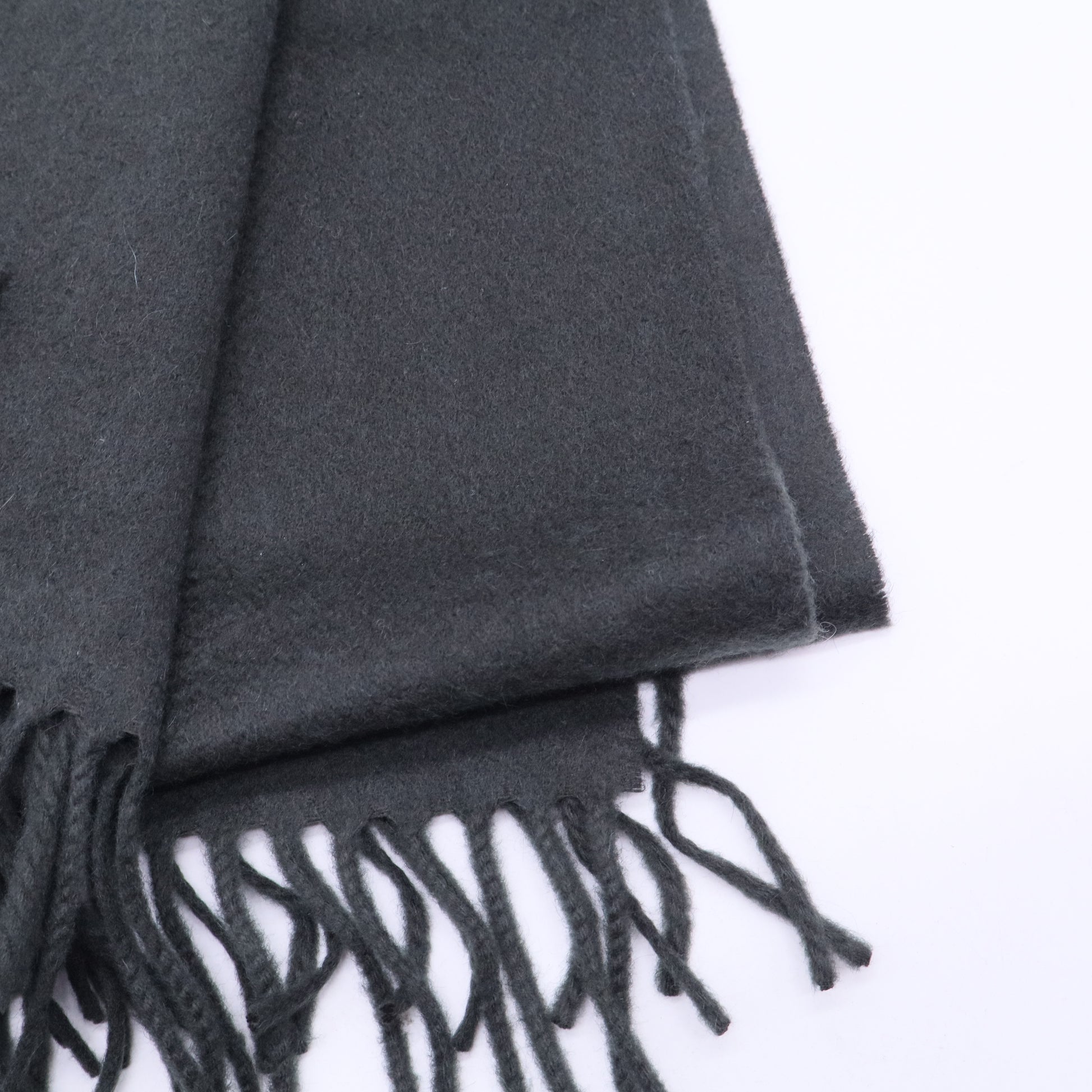 Black scarf W20235