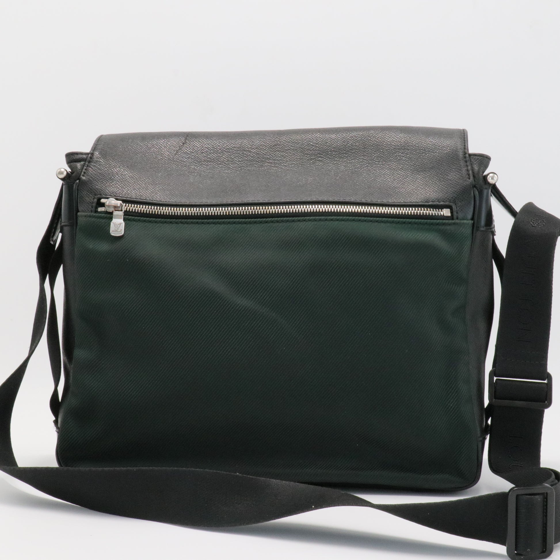 Taiga Viktor Leather Crossbody Bag