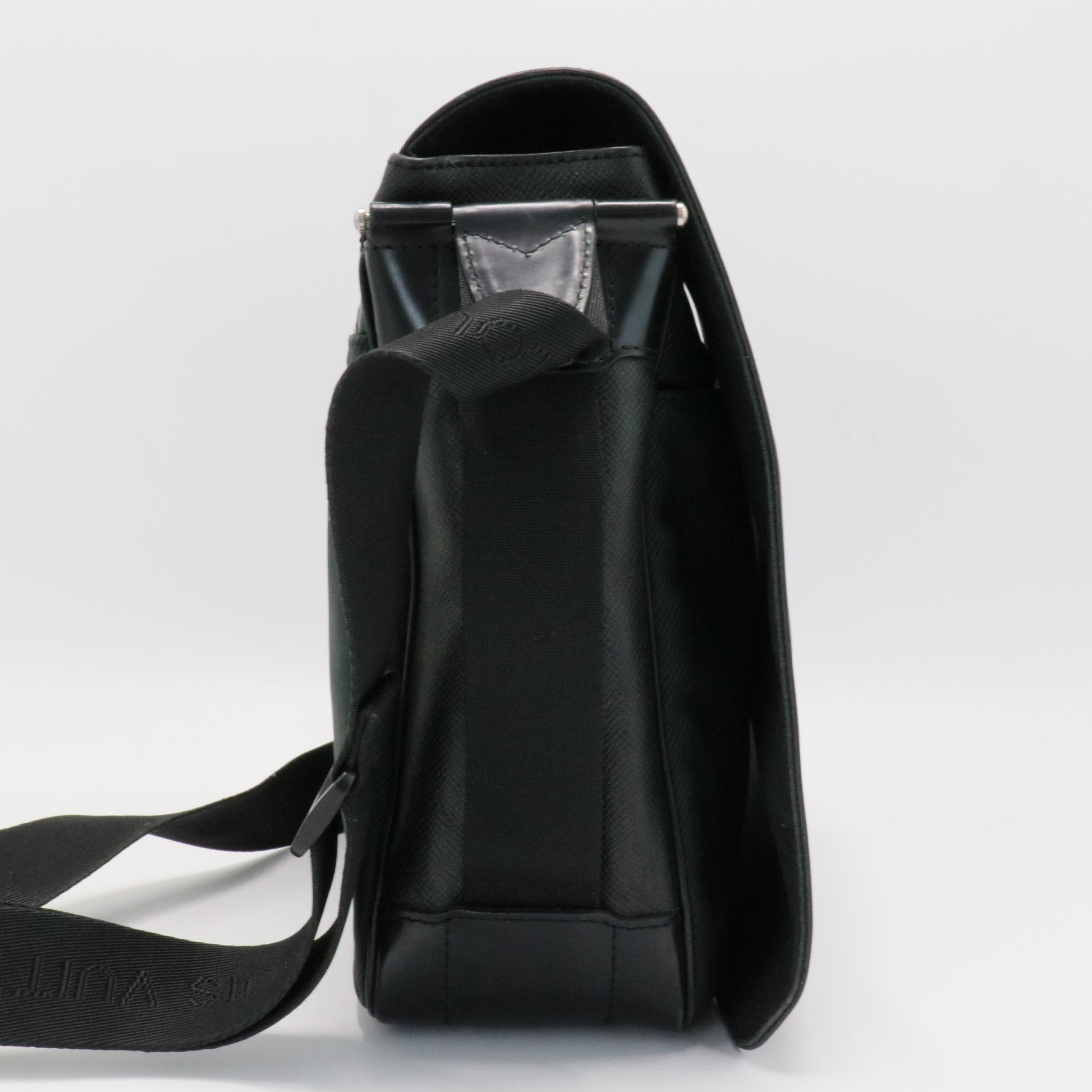 Taiga Viktor Leather Crossbody Bag