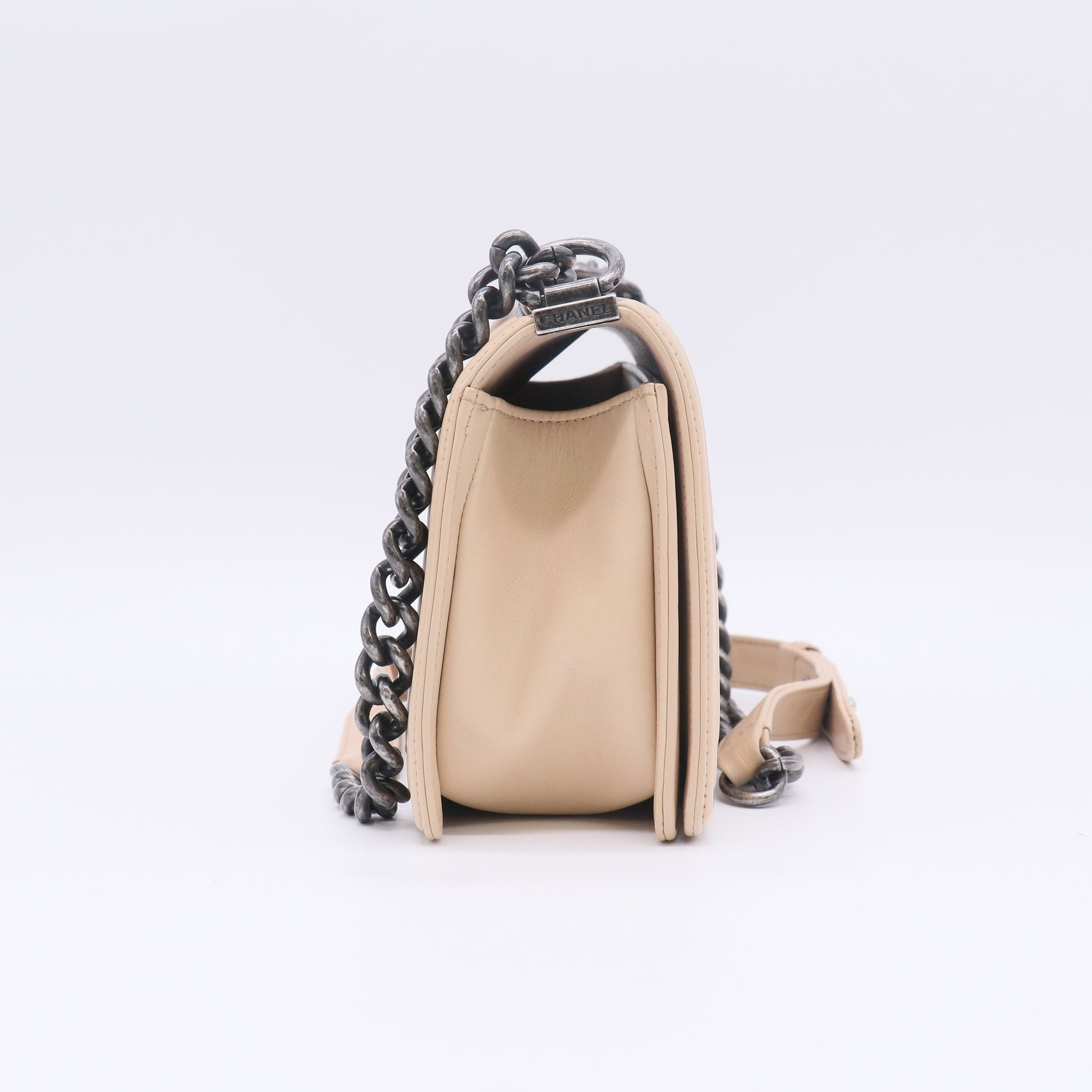 Chanel Calfskin Stitch Medium Boy Flap Bag Ruthenium Hardware twins B23753
