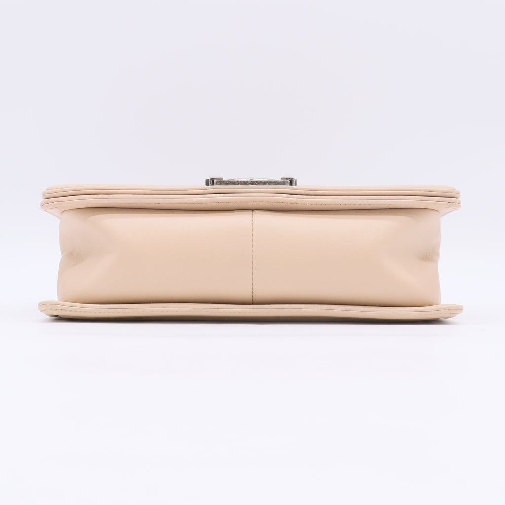 Chanel Calfskin Stitch Medium Boy Flap Bag Ruthenium Hardware twins B23753