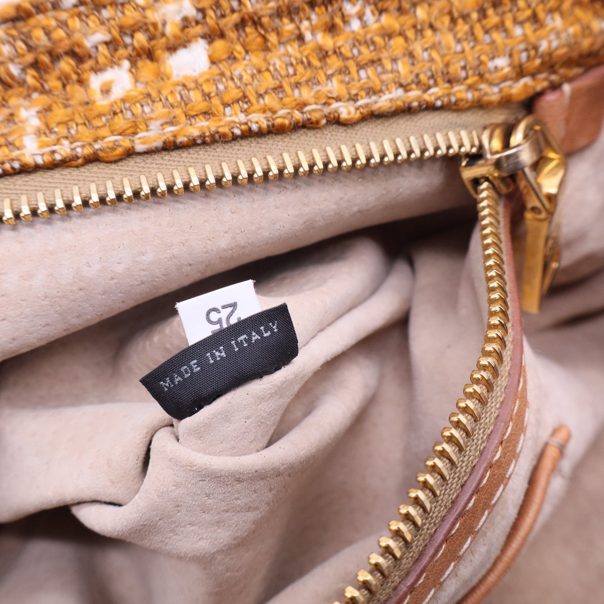 Tela Tweed Flap Bag B12134