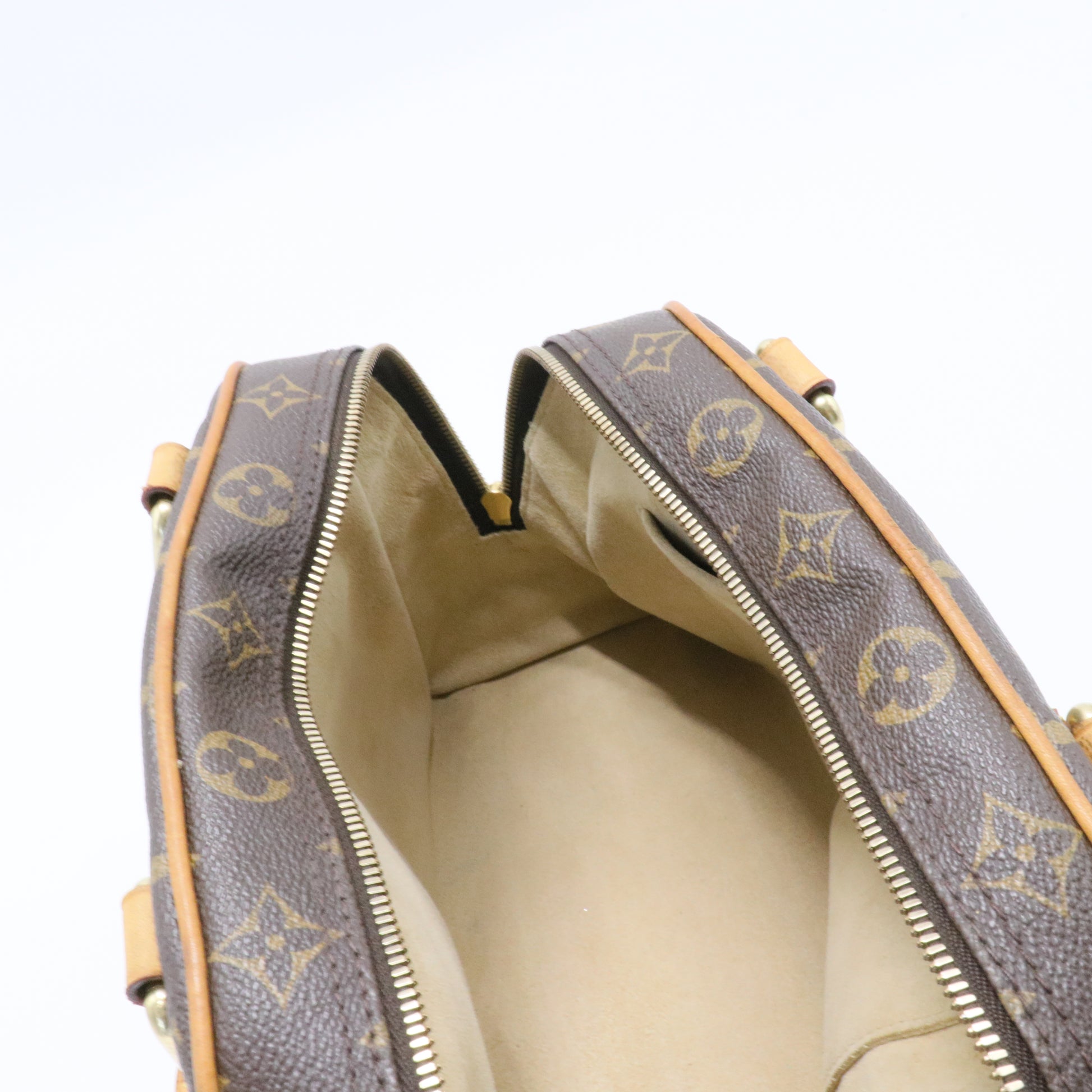 Manhattan Handbag Monogram Canvas PM