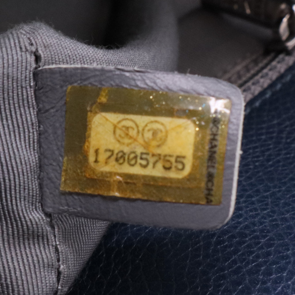 Cerf Executive Tote NM Caviar Medium