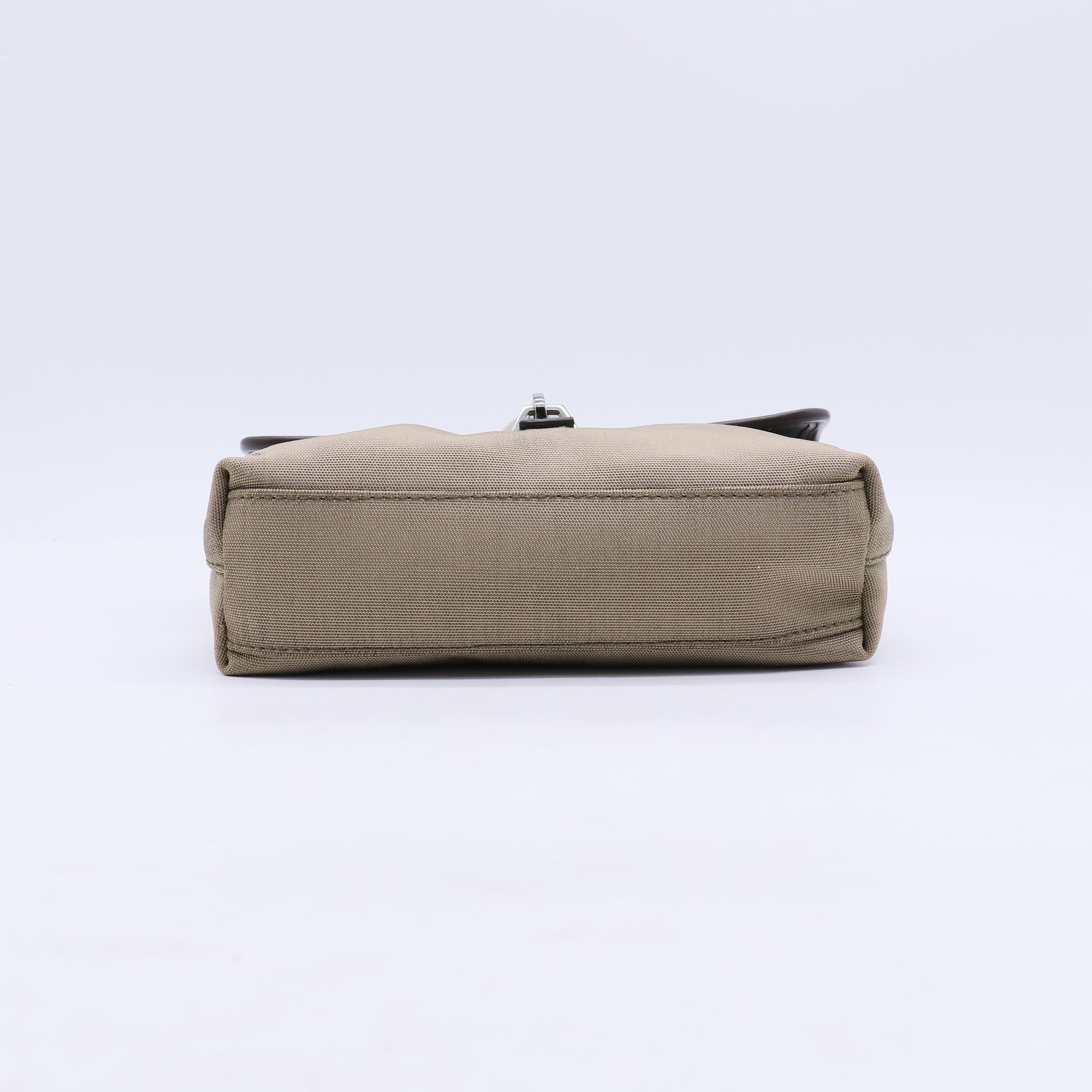 Gucci mini belt bag B21903