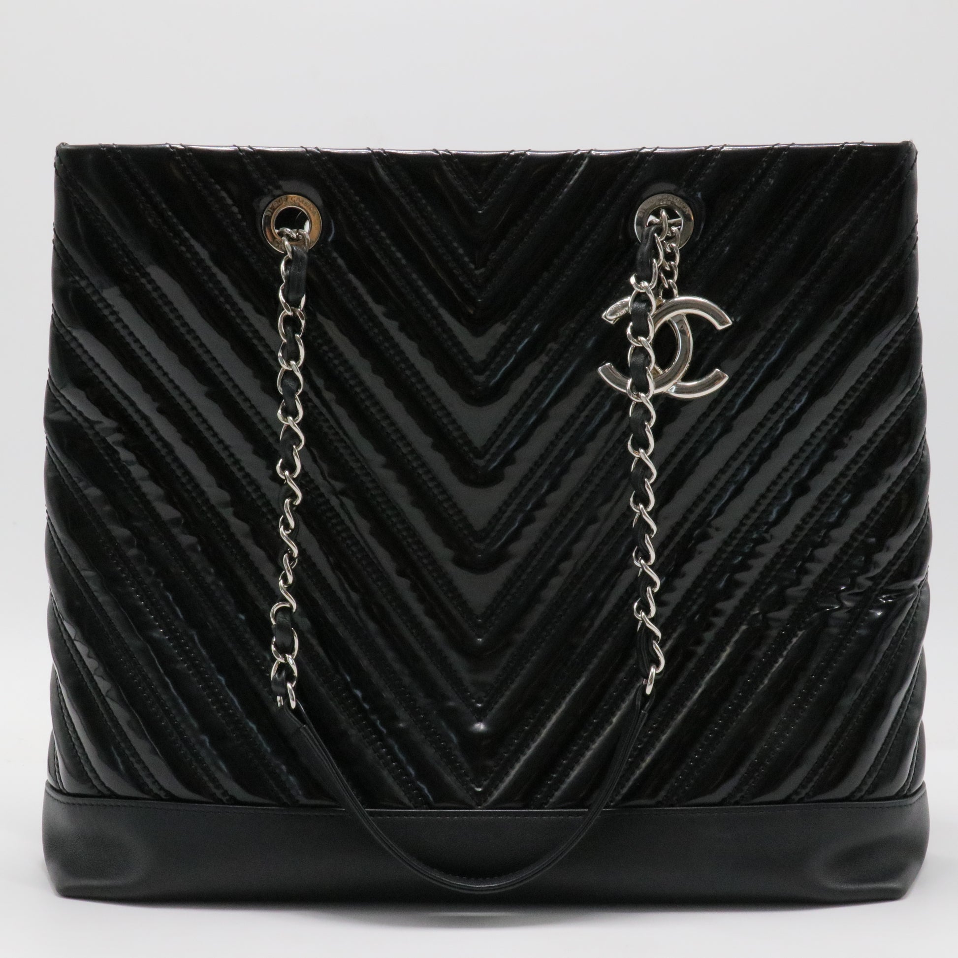 CC Charm Tote Chevron Patent Medium
