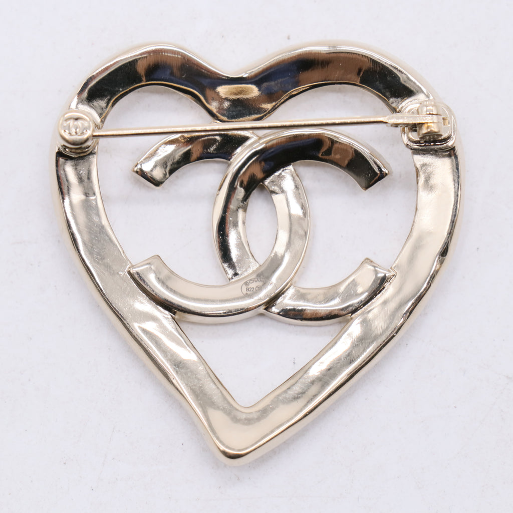 Metal CC Heart Coco In Love Brooch Gold W21309