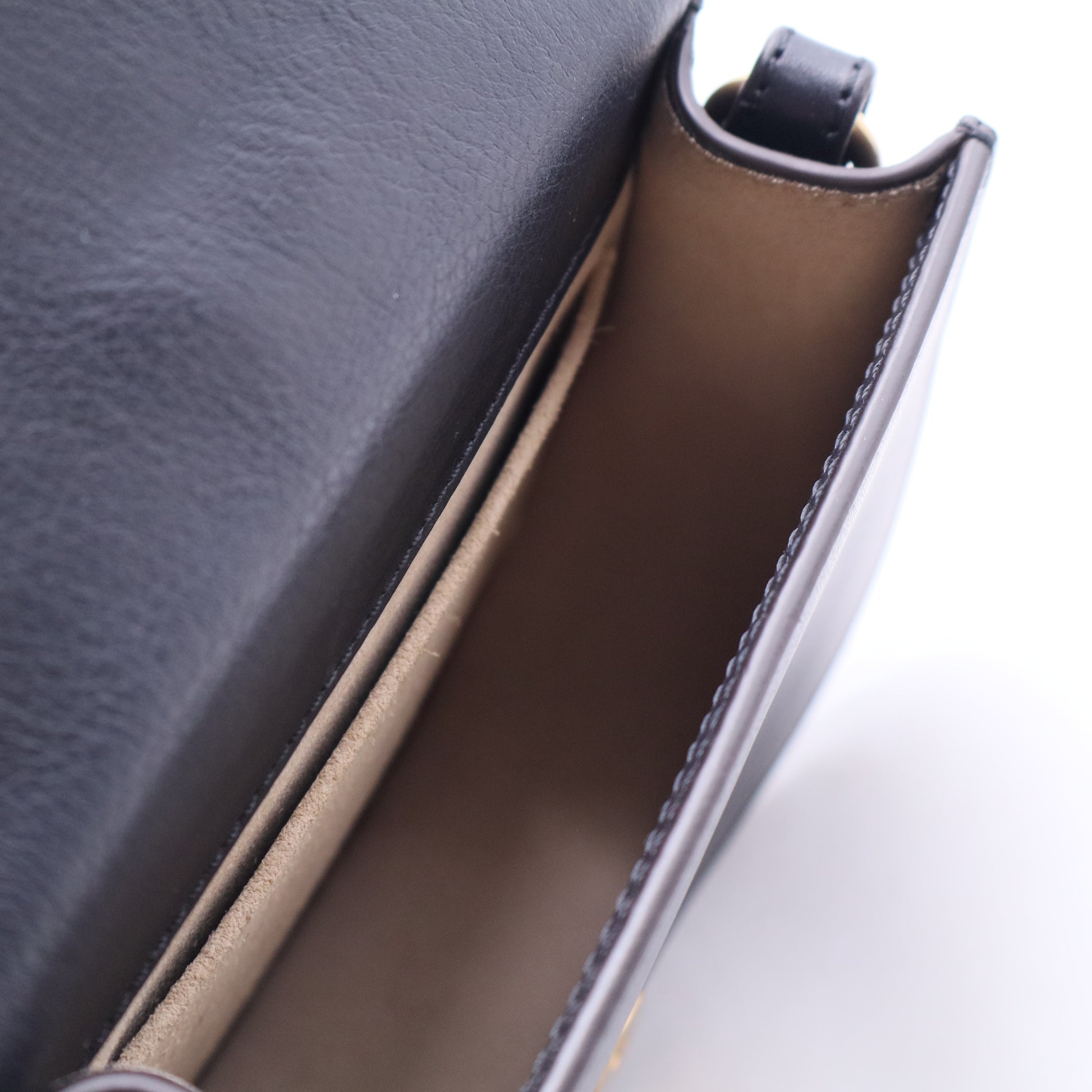 Bracelet Nile leather handbag B12415