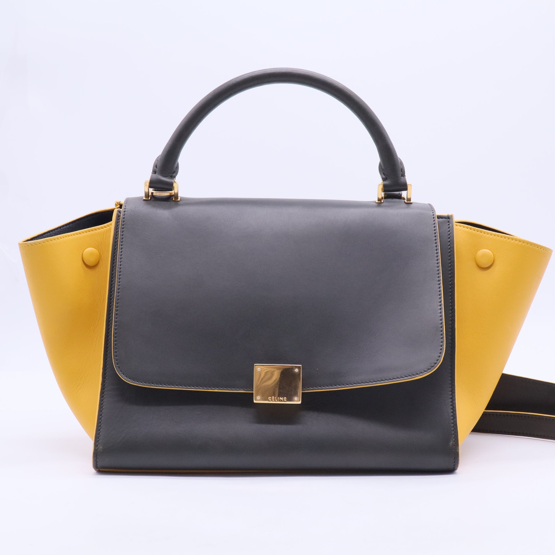 Medium Trapeze Bag B20024