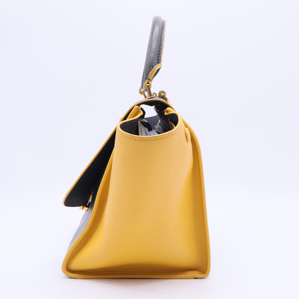 Medium Trapeze Bag B20024