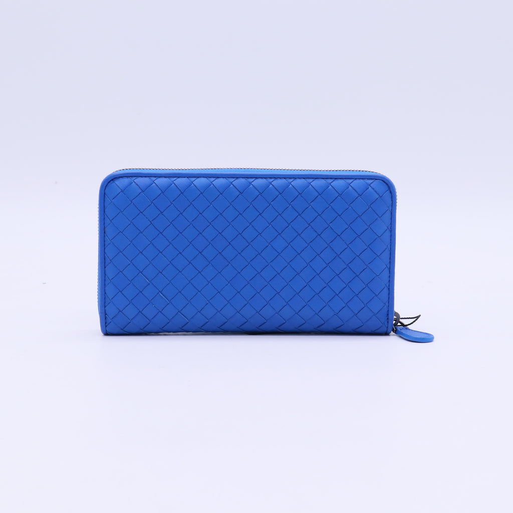 Bottega Veneta Intrecciato Zipper Wallet in Blue Twins